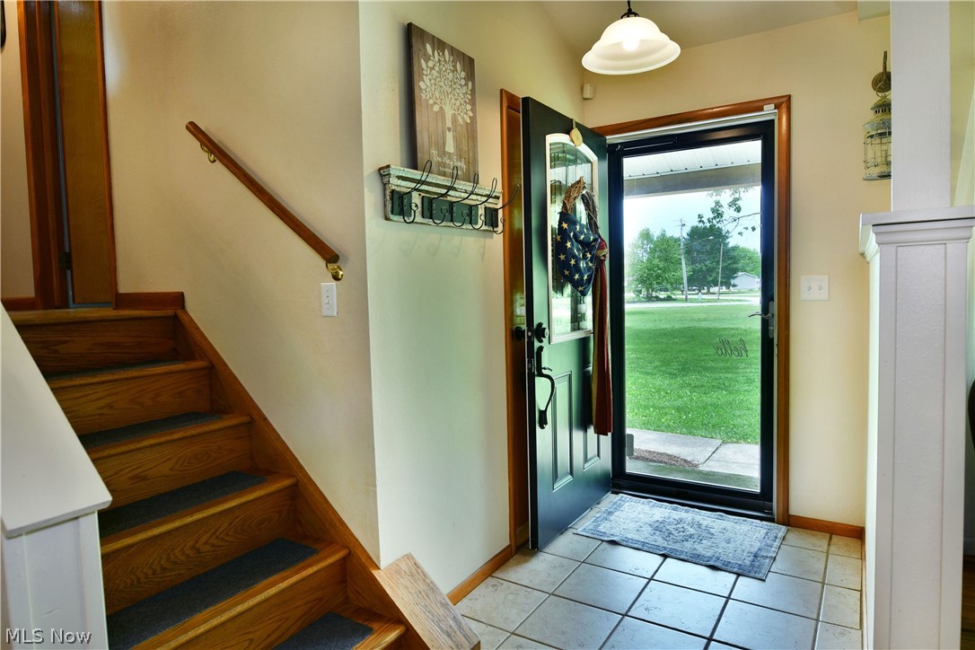 7198 Oak Hill Drive West Farmington OH 44491