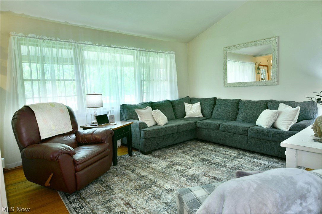 7198 Oak Hill Drive West Farmington OH 44491