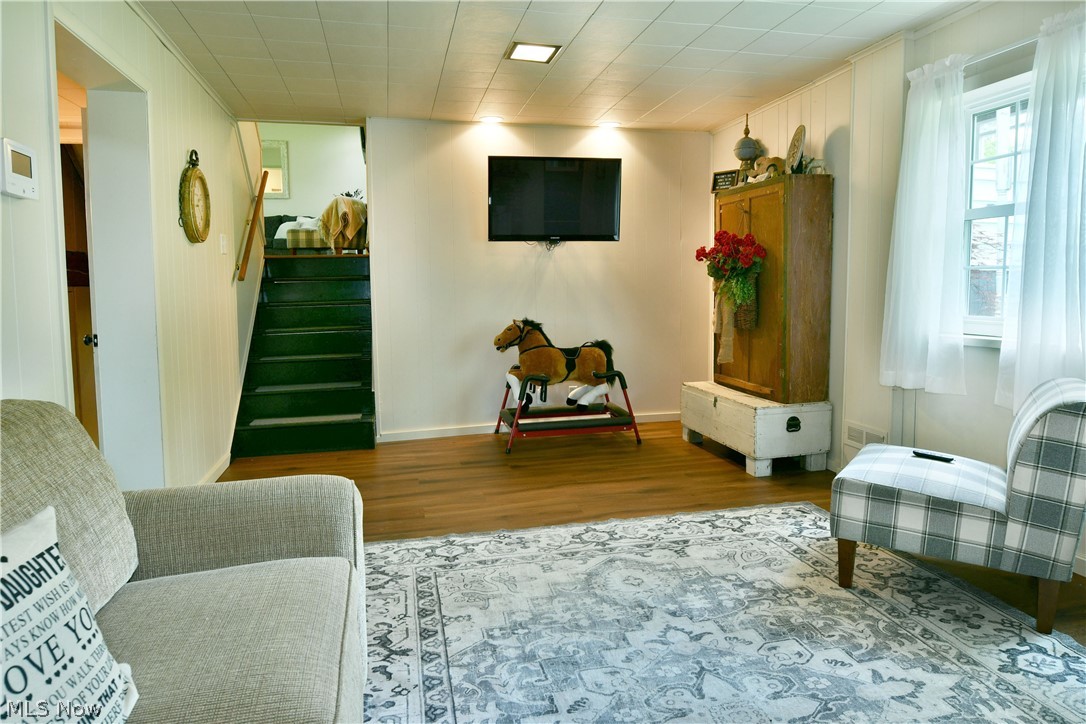 7198 Oak Hill Drive West Farmington OH 44491