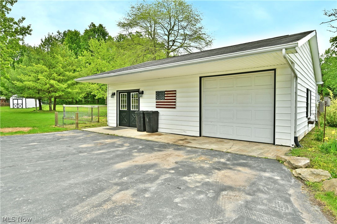 7198 Oak Hill Drive West Farmington OH 44491