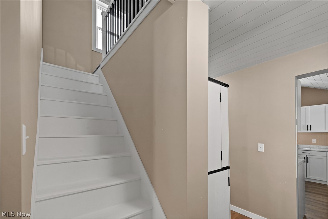 4842 Hoffman Norton Road Bristolville OH 44402