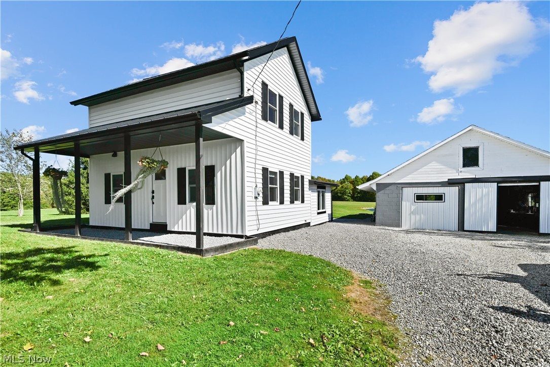 4842 Hoffman Norton Road Bristolville OH 44402
