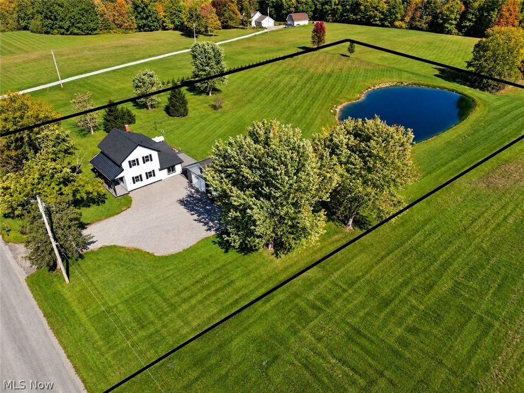 4842 Hoffman Norton Road Bristolville OH 44402