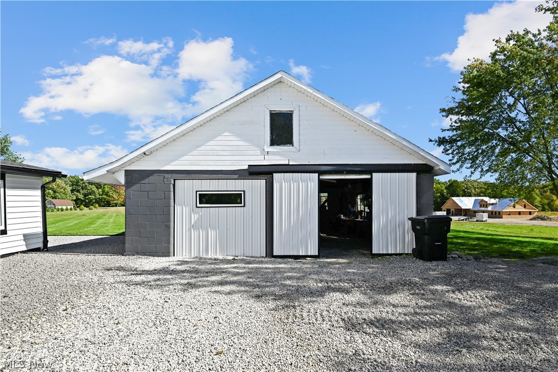 4842 Hoffman Norton Road Bristolville OH 44402