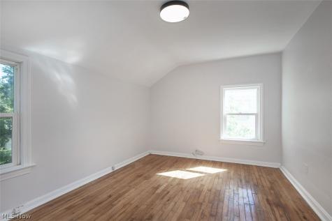 4521 Lilac Road South Euclid OH 44121