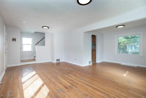 4521 Lilac Road South Euclid OH 44121