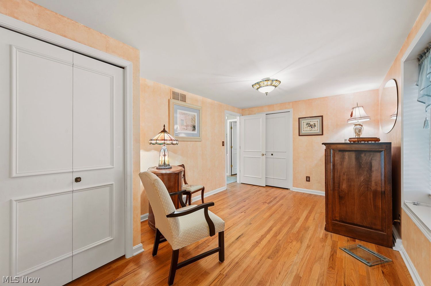 2366 S Short Hills Drive Akron OH 44333