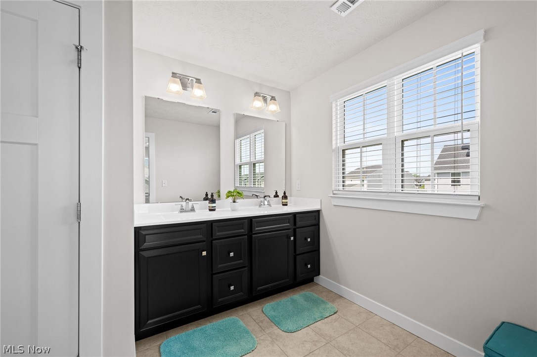 36306 Jannie Lane North Ridgeville OH 44039