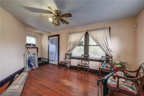 3315 W 58th Street Cleveland OH 44102