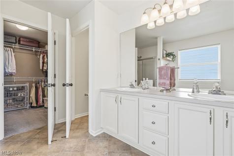 36001 Haverford Place Avon OH 44011