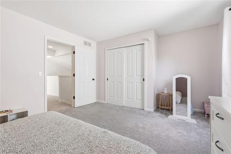36001 Haverford Place Avon OH 44011