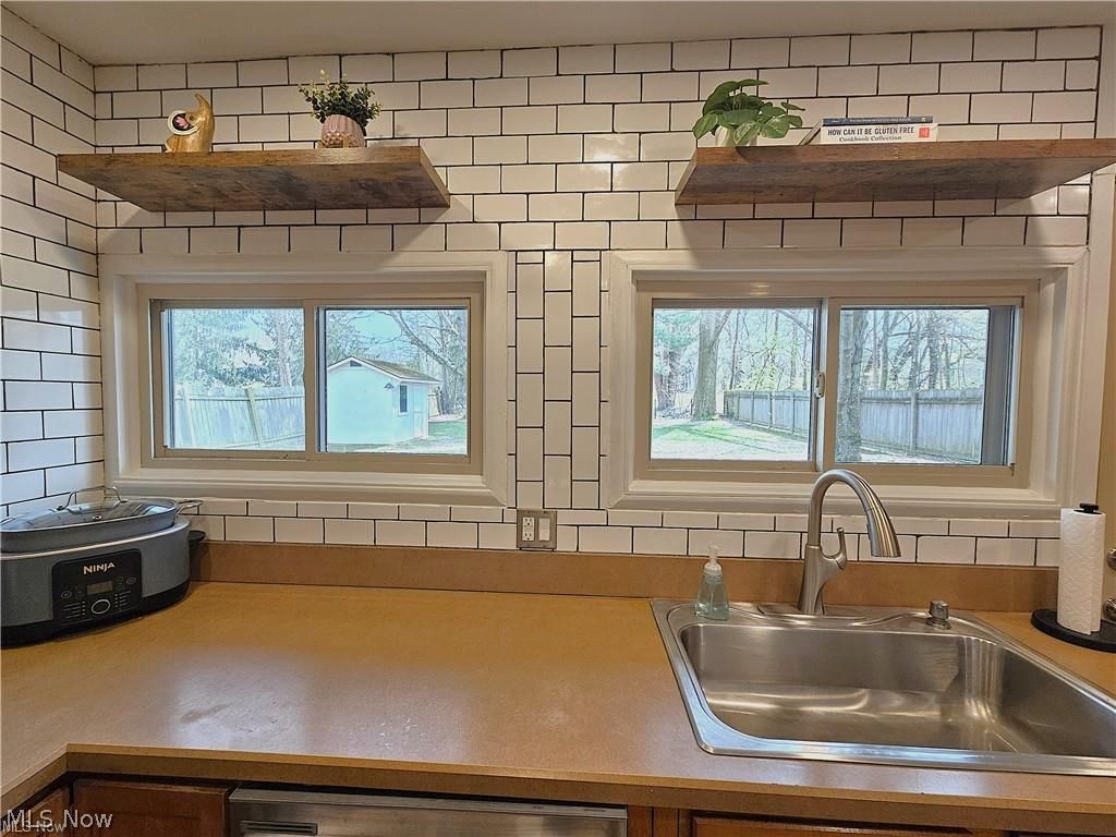 432 Catalina Avenue Wooster OH 44691