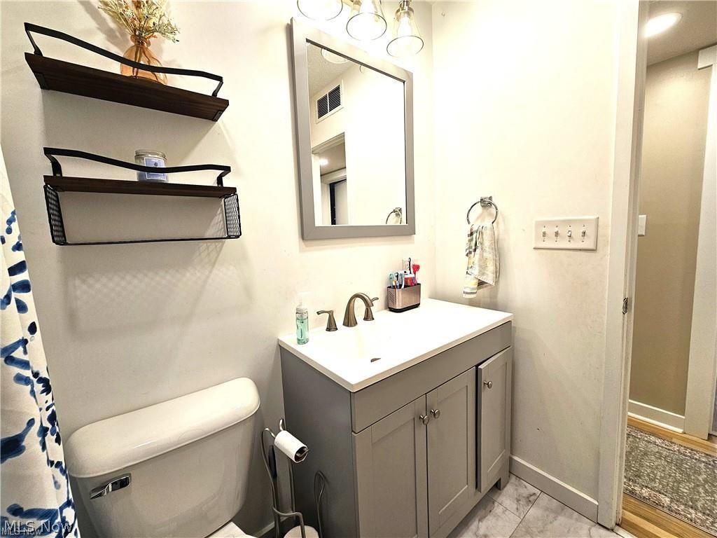 432 Catalina Avenue Wooster OH 44691