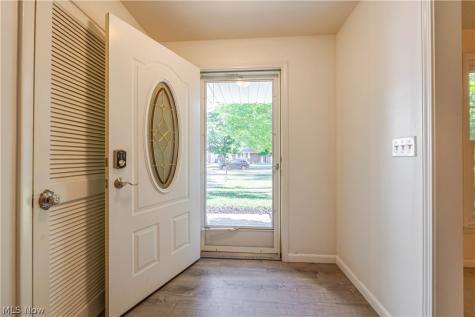 22760 Esther Avenue Fairview Park OH 44126