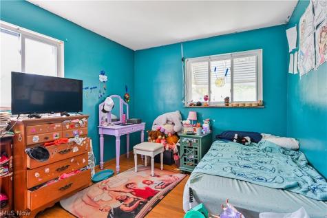 5905 Stearns Road North Olmsted OH 44070