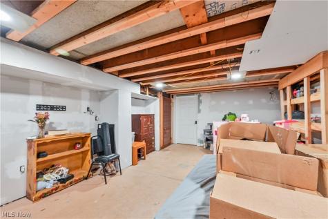 5905 Stearns Road North Olmsted OH 44070
