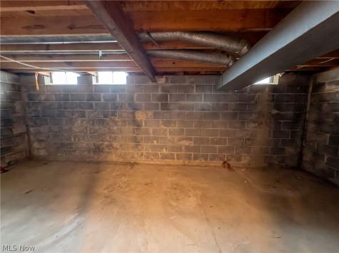 546 Kalene Court Eastlake OH 44095