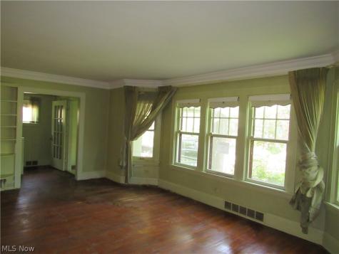 3256 Dellwood Road Cleveland Heights OH 44118