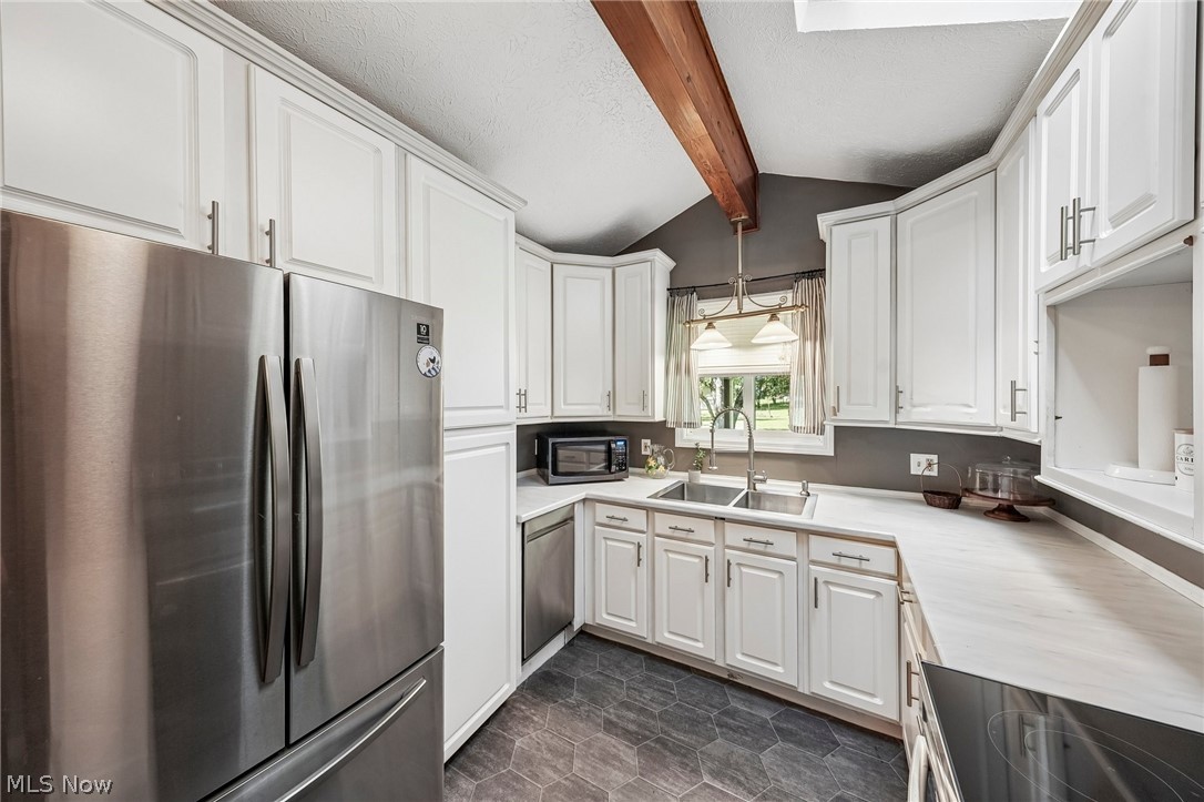 2790 Marks Road Valley City OH 44280