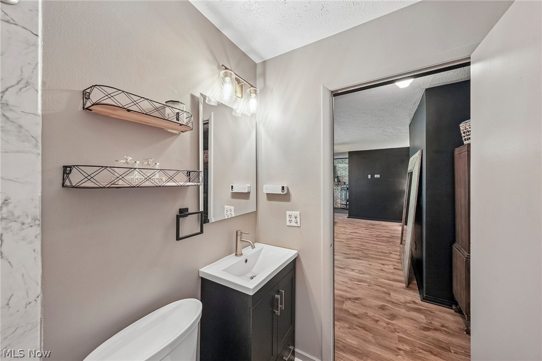 2790 Marks Road Valley City OH 44280