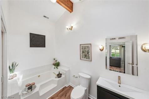 2790 Marks Road Valley City OH 44280