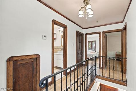 520 Mineola Avenue Akron OH 44320