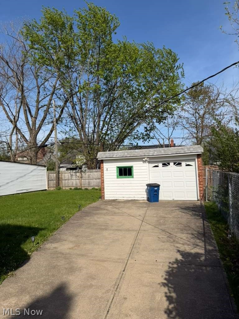 3935 E 176th Street Cleveland OH 44128