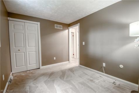 5828 Grovewood Drive Mentor OH 44060