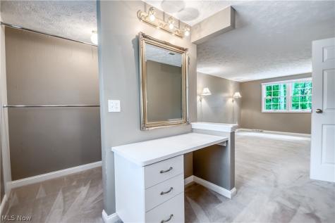 5828 Grovewood Drive Mentor OH 44060