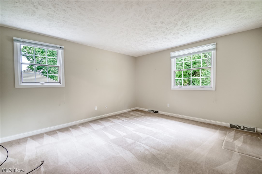 5828 Grovewood Drive Mentor OH 44060