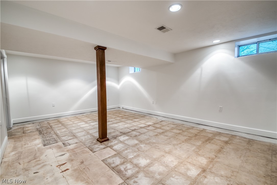 5828 Grovewood Drive Mentor OH 44060