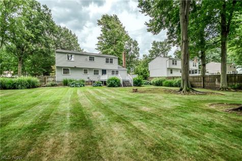 5828 Grovewood Drive Mentor OH 44060