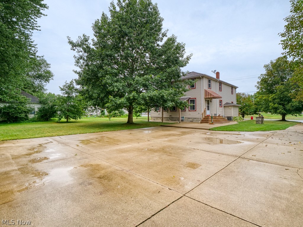 110 Railroad Street Lagrange OH 44050