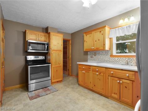 110 Railroad Street Lagrange OH 44050