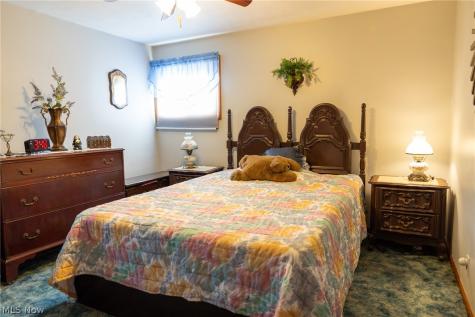 404 Heatherwood Street SW North Canton OH 44720
