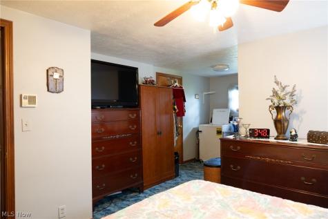 404 Heatherwood Street SW North Canton OH 44720