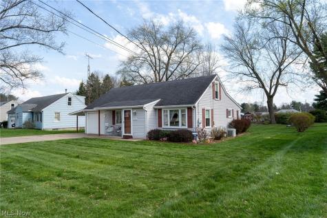 404 Heatherwood Street SW North Canton OH 44720