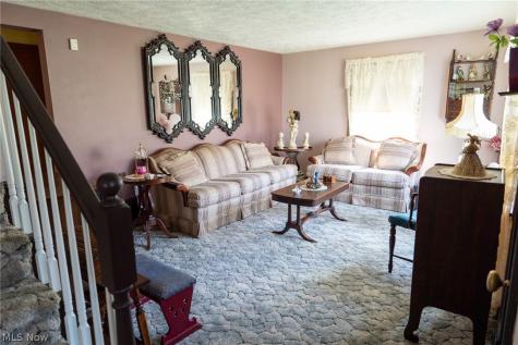 404 Heatherwood Street SW North Canton OH 44720