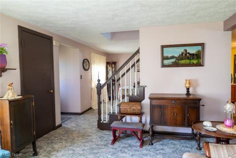 404 Heatherwood Street SW North Canton OH 44720