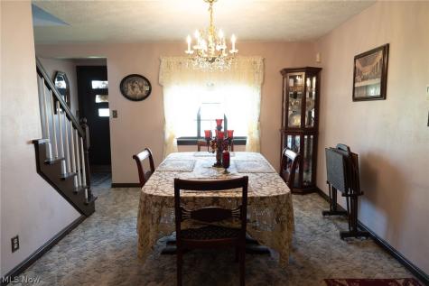 404 Heatherwood Street SW North Canton OH 44720