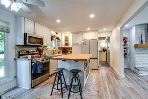 1501 Corrib Avenue NW Canton OH 44708