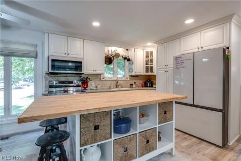 1501 Corrib Avenue NW Canton OH 44708