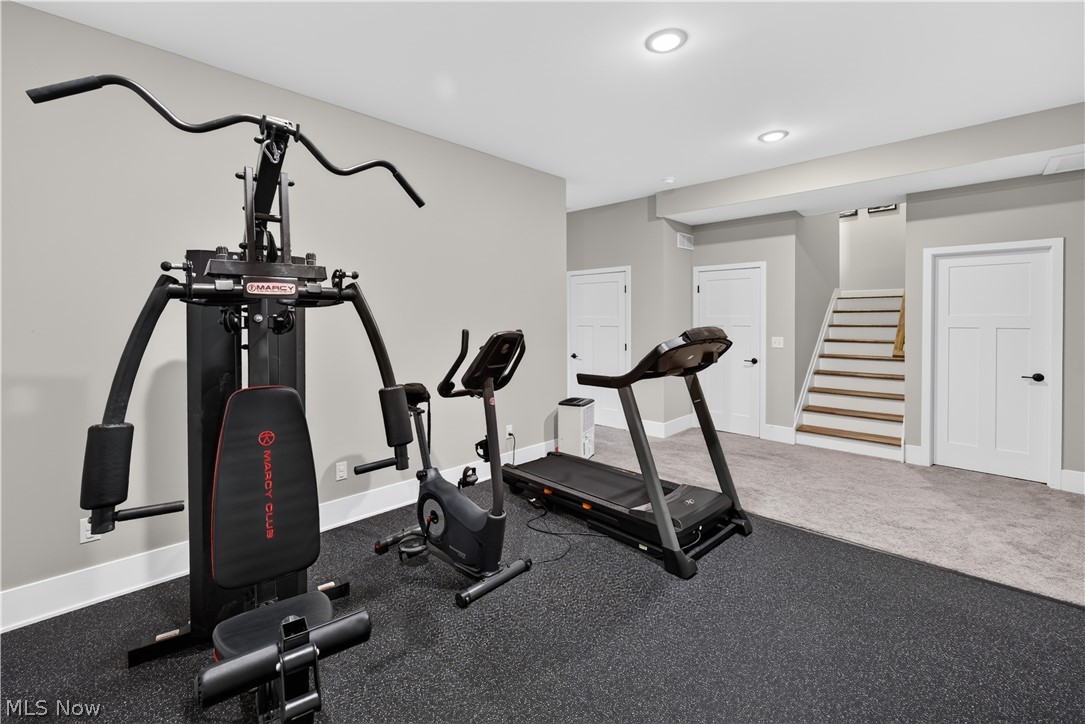 7598 Woodland Avenue Hudson OH 44236