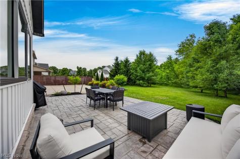 7598 Woodland Avenue Hudson OH 44236