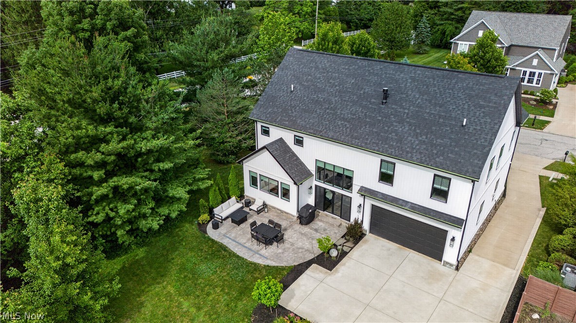 7598 Woodland Avenue Hudson OH 44236