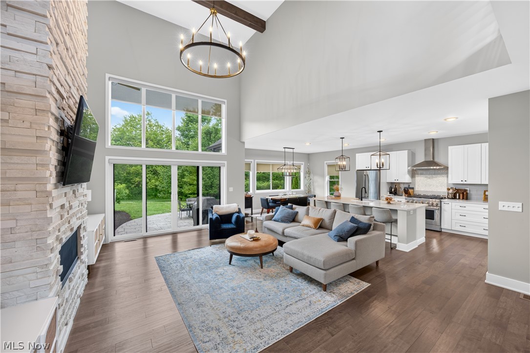 7598 Woodland Avenue Hudson OH 44236