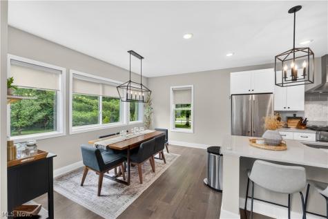 7598 Woodland Avenue Hudson OH 44236