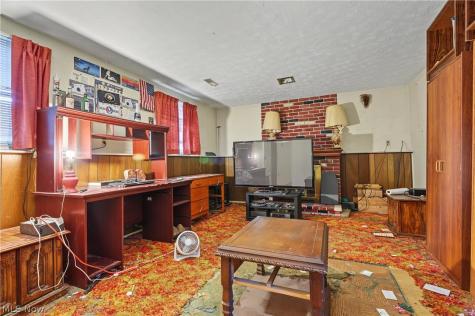 102 Blossom Lane Niles OH 44446