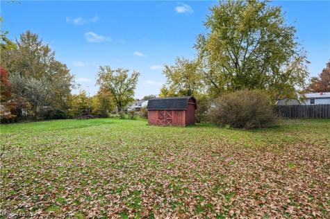 102 Blossom Lane Niles OH 44446