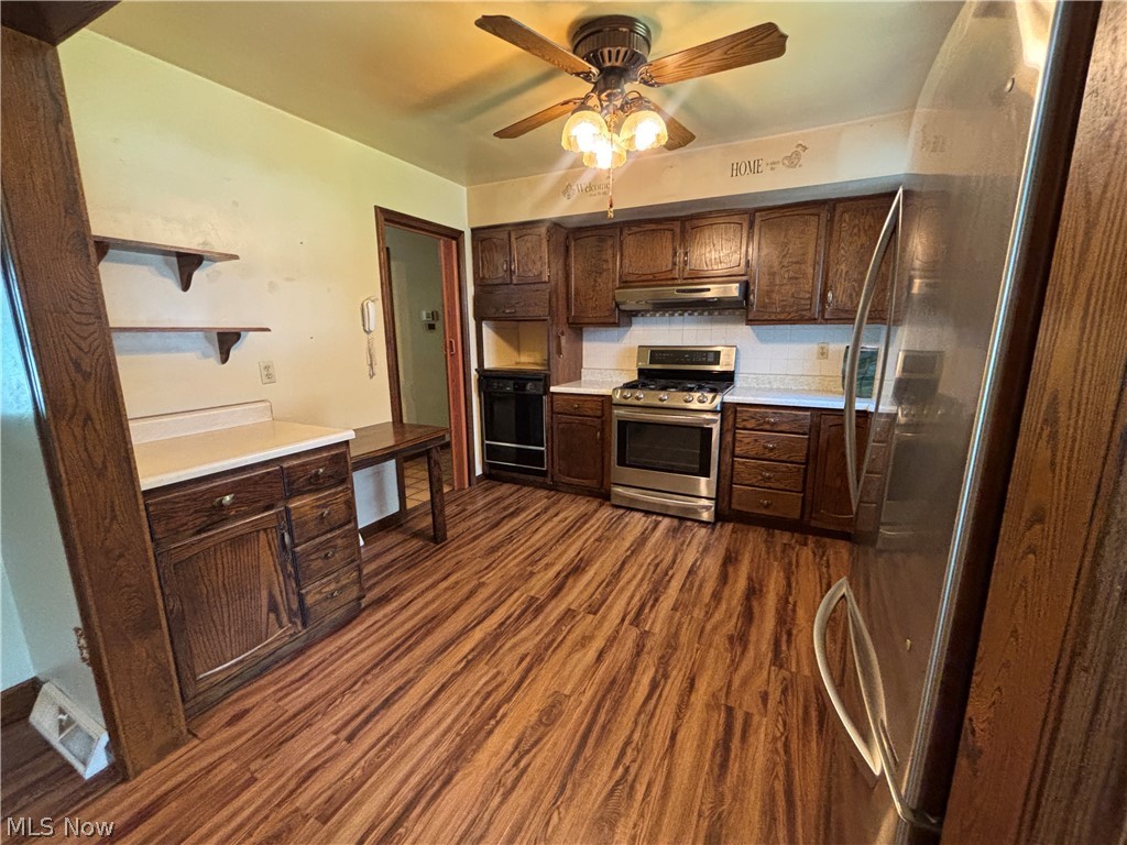 641 Matawan Drive Campbell OH 44405